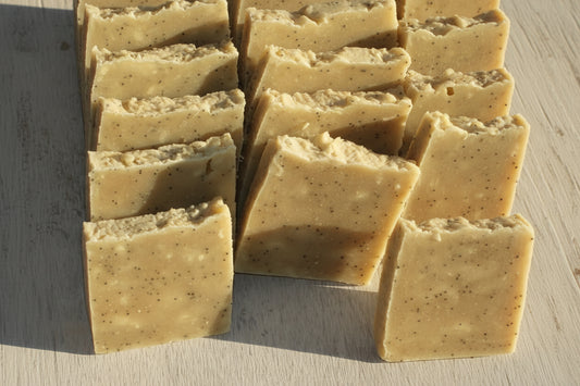 Lemon Poppyseed Bar (Exfoliating)